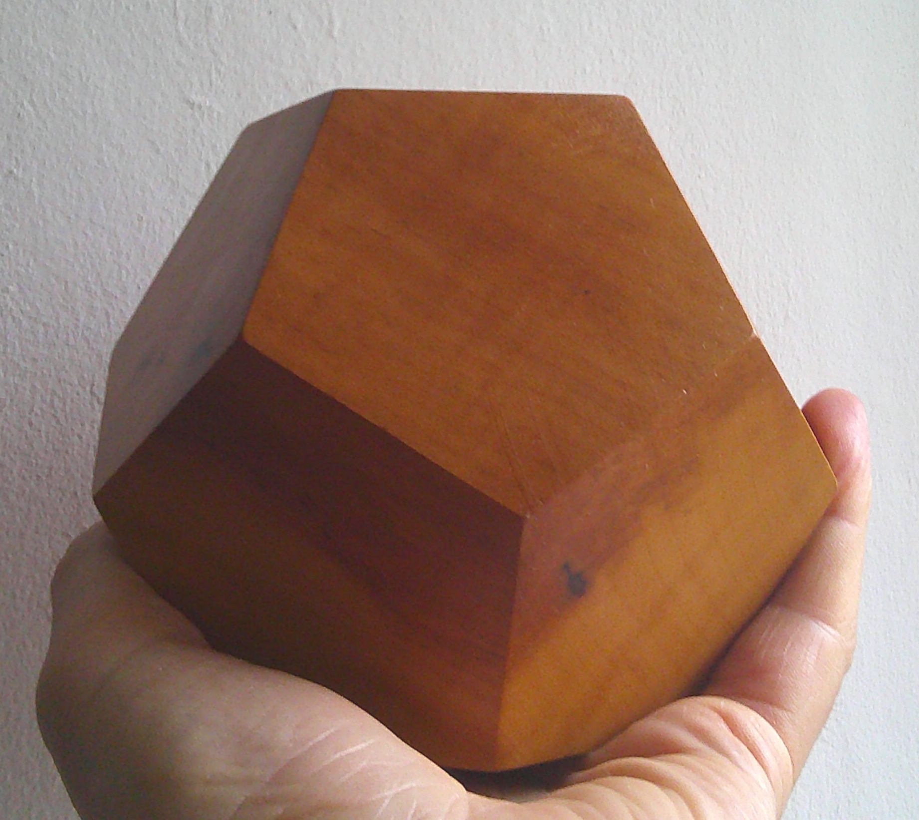 Holz-Dodekaeder / Pentagondodekaeder