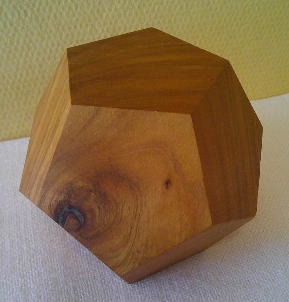 Kirsche Holzdodekaeder
