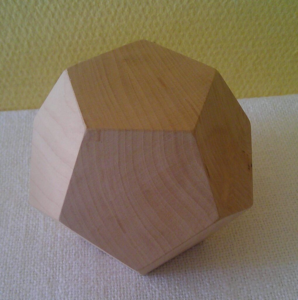 Kirsche Holzdodekaeder